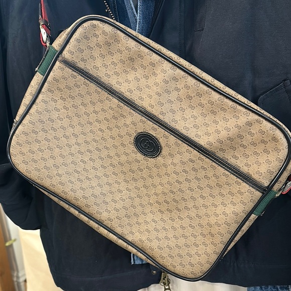 Vintage Gucci Logo Canvas Messenger Bag - Picture 1 of 13